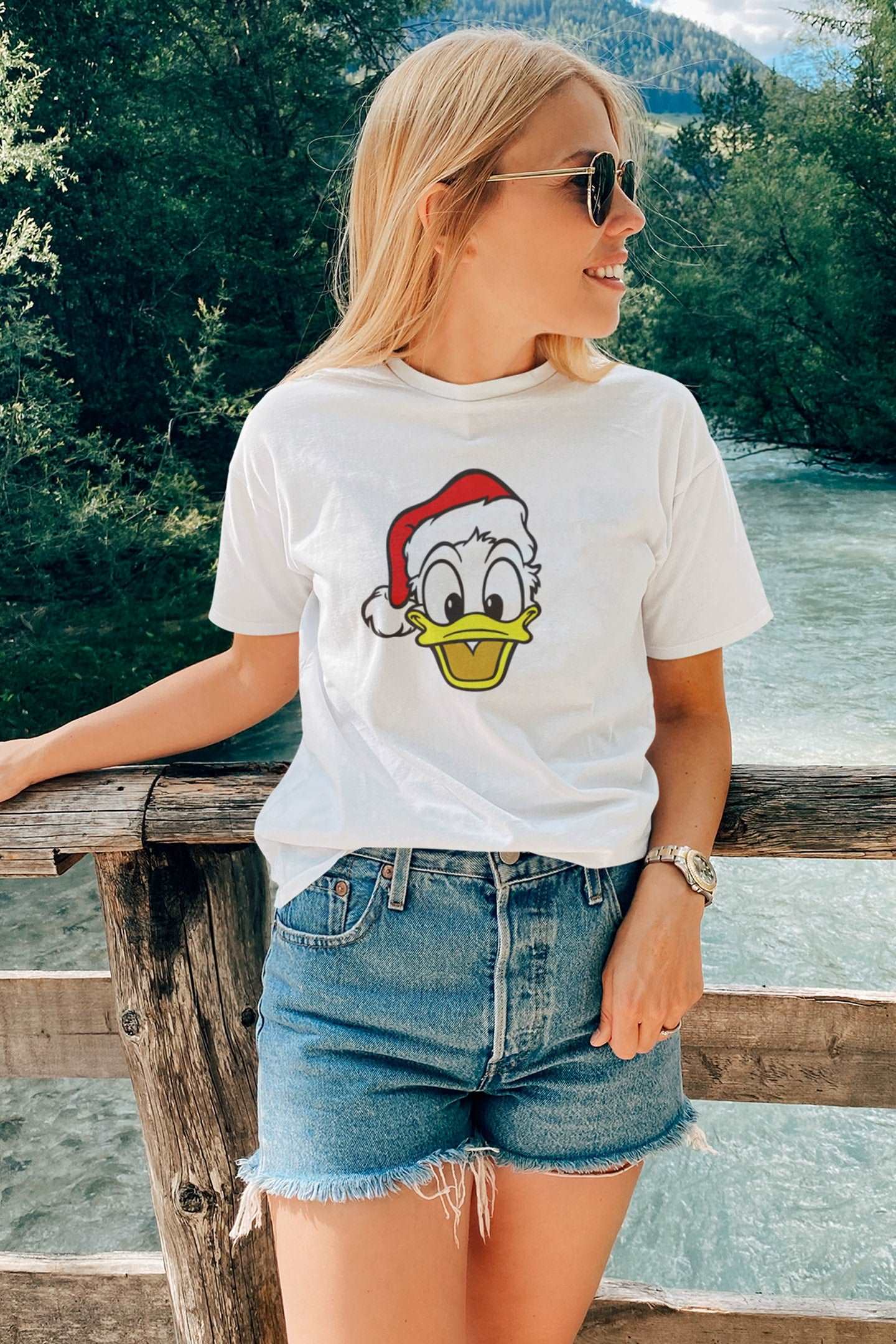 Donald Duck Happy Face T-Shirt